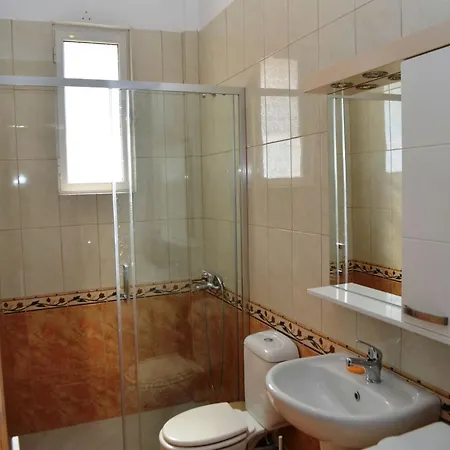 Apartment In Saranda Near Ionian Sea (Adults Only) ساراندا