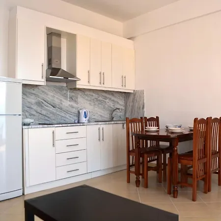 شقة Apartment In Saranda Near Ionian Sea (Adults Only)